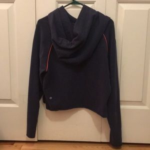 Lululemon sweatshirt